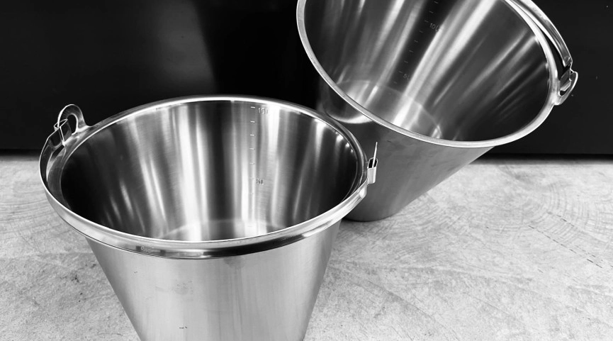 Secchi e secchielli in acciaio inox